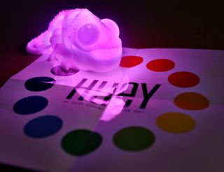 New Huey Color Copying Chameleon Changing Interactive LED Light Lamp