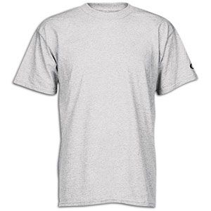 Live the Oakley lifestyle in this 100% cotton t shirt with a