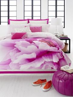 Features of Teen Vogue Flower Girl Full/Queen Comforter Set