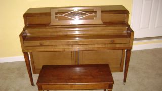 Wurlitzer Console Interlochen Piano Excellent Used Condition