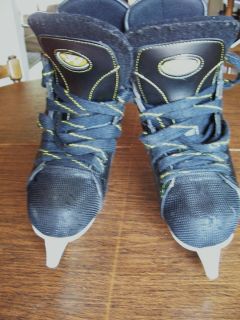 Hespeler GPS 350 Ice Hockey Skates Size 2 Excellent Condition