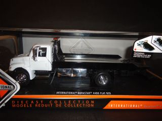 Jada International 4400 Durastar Flat Bed Tow Truck Chrome Bed White 1