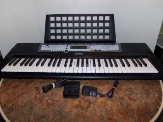 Yamaha PSR E213 Electronic Keyboard with Many EXTRAS