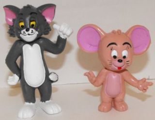 Tom and Jerry Cartoon Plastic Figurines Cat Mouse Miniature Figures