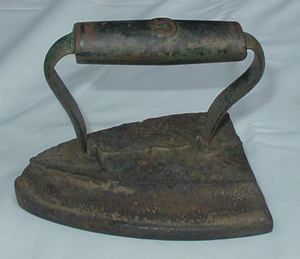 Vintage Cast Iron 5 Sadd Iron