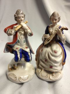 SET OF 2 VICTORIAN FIGURINES MADE IN OCCUPIED JAPAN EXCELLENT