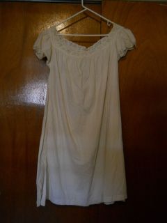 Edwardian Victorian Cotton Linen Night Gown w Eyelet Detailing