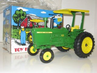 16 John Deere 4010 ROPS Toy Farmer Farm Toys
