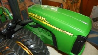 Ertl John Deere Toy Tractor 9620 RC Remote Control 25 Long 27MHz