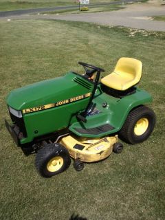 John Deere LX172 Lawn Mower Tractor