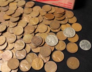 TREASURE OF WHEAT CENTS IN JOHN RUSKIN BOX NICE PENNY COLLECTION UNSEARCHED  
