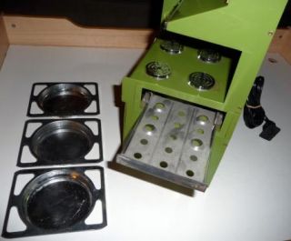 Vintage Betty Crocker Easy Bake Oven by Kenner Avocado Green Cat 1500  