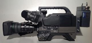JVC KY D29 Camera Body and Accessories