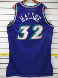 Karl Malone #32 Autographed Utah Jazz Champion NBA Jersey PSA / DNA