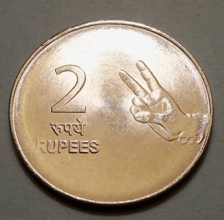 India 2009 2 Rupees KM327 Two Fingers Peace