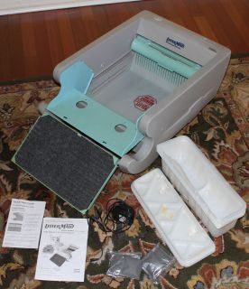  LM680 automatic electric self cleaning kitty cat litter box w extras