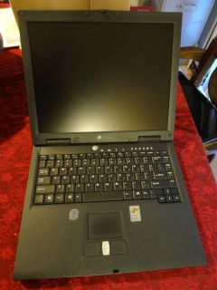 Gateway Solo 1450 Laptop Computer LCD Battery Memory Keyboard
