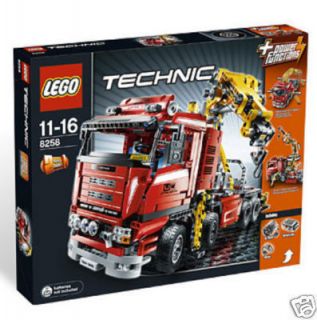 Lego Technic Motorized Crane Truck 8258 SET 1877 PIECE FACTORY SEALED