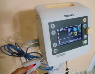 Philips Suresigns vs 2 Blood Pressure SPO2 Monitor