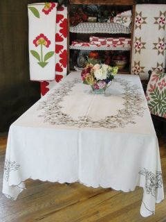 Madeira Cutwork Lace Linen Embroidered Tablecloth 99 x 68