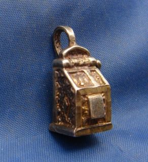 Vintage Sterling Silver Lucky Gambling Slot Machine Charm