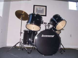 Ludwig CS Combo 5 Piece Drum Set Black