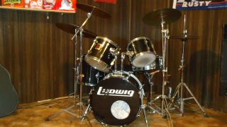 Ludwig Rocker 5 Piece Drum Set