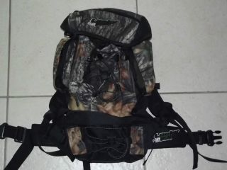 Lucky Bums Youth Reel Tree Camo Backpack with Audio Port s M