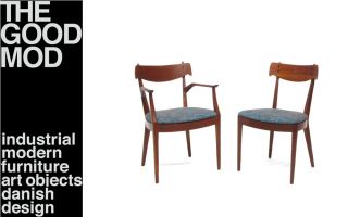 Set of 8 Kipp Stewart Stuart MacDougall Walnut Dining Chairs Mid