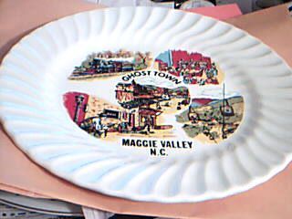 North Carolina Maggie Valley Souvenir Plate 9 75