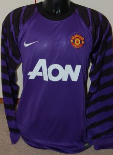 Match Worn Manchester United Player Issue Purple GK Shirt Academy