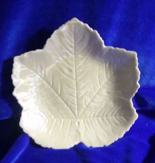 Belleek Porcelain Maple Leaf Dish 1st Green Mark 1946 1955 Ivory Glaze