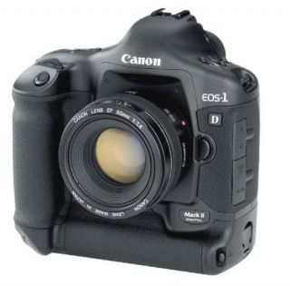 Canon EOS 1D Mark II N 8 2 MP Digital SLR Camera 2 Batteries Charger
