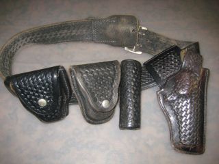  National Cartridge 36 holster handcuffs safariland Monrovia Tex mase