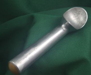 Roll Dippers 20 Zeroll Ice Cream Scoop Made in Maumee Ohio USA