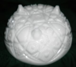 EAPG McKee Milk Glass Early 1900’s Toltec Tri Footed Bowl
