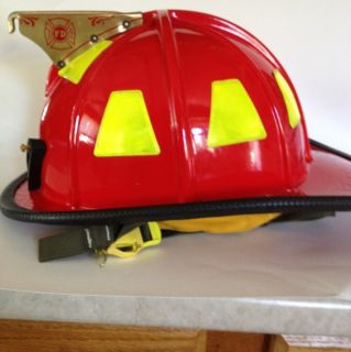 Cairns Brothers Firefighting Helmet Classic 1000 Model