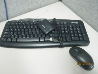 Microsoft Wireless USB Keyboard 700 V2 0 w Mouse Receiver