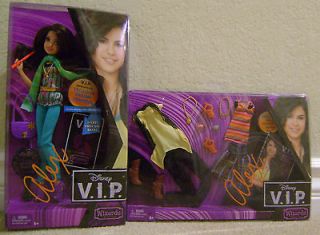 ALEX RUSSO WIZARDS OF WAVERLY PLACE SELENA GOMEZ DOLL w/ CLOTHES