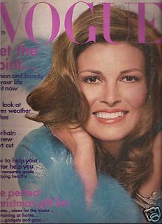 Vogue November 1972  Rachel Welch Robin Hambro Brandol ini dAdda