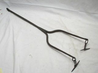 ANTIQUE BLACKSMITH HAND FORGED IRON GOAT CART HARNESS HITCH FARM TOOL