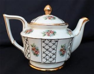 Vintage ARTHUR WOOD Bone China Gold Trim 7h Teapot #5606