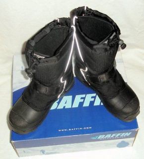 BAFFIN Mustang Black Boys Canadian Winter Insulted Boots Size 4 Junior