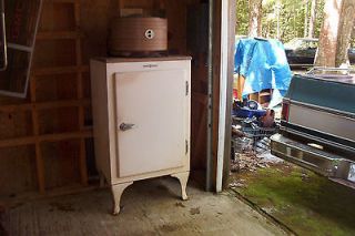 GE monitor top fridge, CA 2 316, located coastal Maine PICK UP ONLY