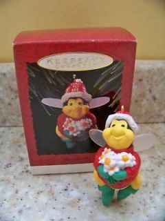 Hallmark 1993 Dad to Be Bumble Bee Flower Ornament