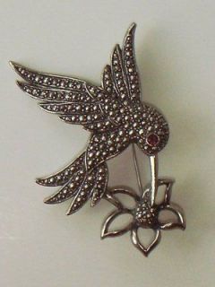 Lovely Vintage AVON Marcasite Hummingbird Bird Pin Brooch