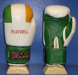 Boxing Gloves Leather W / Irish Flag   16oz ( Ireland )