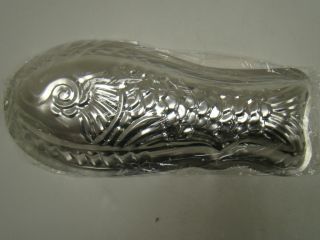 Straight Fish cake pan 13.5 made in Portugal (B44275)