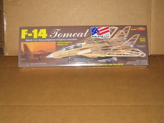 GUILLOWS F 14 TOMCAT JET BALSA WOOD KIT NEW   SHIPS IN 24 HOURS