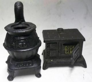dot pot belly Cast Iron Cooking Oven Set Miniature sample Wood Burning